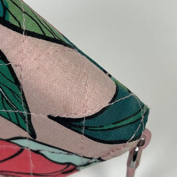 Vera Bradley Pink Quilted Vintage Floral Zip-Around ID Case Wallet - Picture 9 of 13